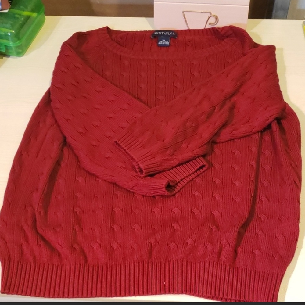 Ann Taylor sweater.  Excellent condition.
